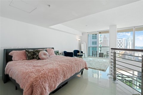 Condominio en venta en Miami, Florida, 2 dormitorios, 140.28 m2 № 2078354 - foto 20