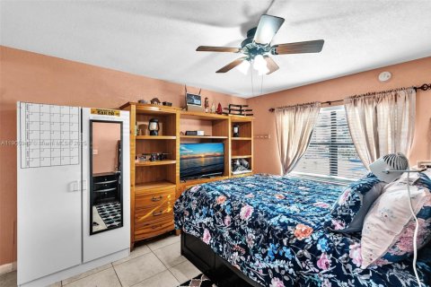 Condo in Coral Springs, Florida, 2 bedrooms  № 2081986 - photo 19