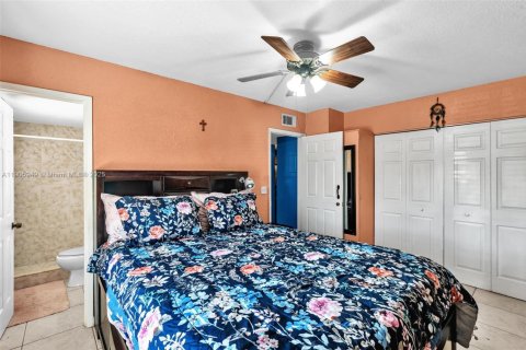 Condo in Coral Springs, Florida, 2 bedrooms  № 2081986 - photo 21
