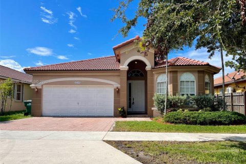 Casa en Doral, Florida 4 dormitorios, 184.41 m2 № 2091138