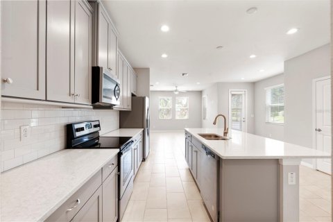 Adosado en venta en Tampa, Florida, 3 dormitorios, 172.05 m2 № 1770210 - foto 7
