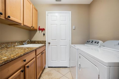 Casa en venta en Sarasota, Florida, 4 dormitorios, 171.68 m2 № 2226135 - foto 15