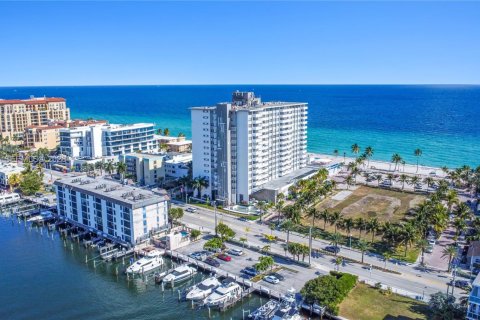 Condominio en venta en Hollywood, Florida, 1 dormitorio, 75.44 m2 № 2000511 - foto 21