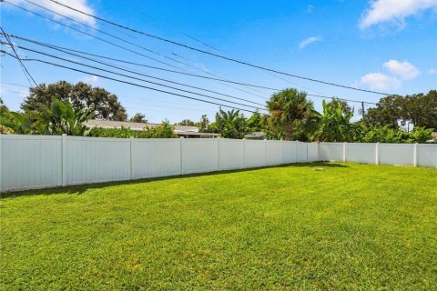 Casa en venta en Saint Petersburg, Florida, 2 dormitorios, 119.94 m2 № 2388248 - foto 29