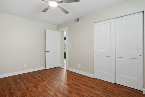 Casa en venta en Saint Petersburg, Florida, 2 dormitorios, 119.94 m2 № 2388248 - foto 22