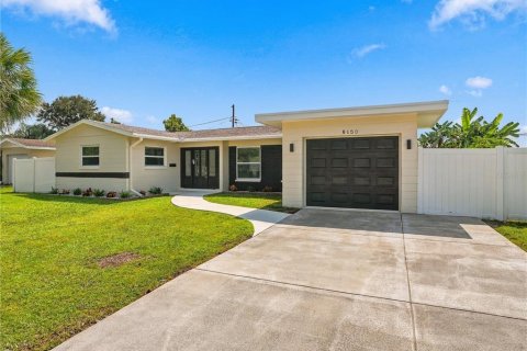 Casa en venta en Saint Petersburg, Florida, 2 dormitorios, 119.94 m2 № 2388248 - foto 3
