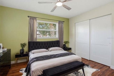 Casa en venta en Saint Petersburg, Florida, 2 dormitorios, 119.94 m2 № 2388248 - foto 17