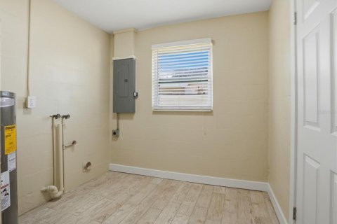 Casa en venta en Saint Petersburg, Florida, 2 dormitorios, 119.94 m2 № 2388248 - foto 23