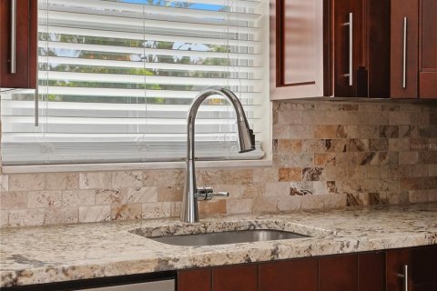 Casa en venta en Saint Petersburg, Florida, 2 dormitorios, 119.94 m2 № 2388248 - foto 11