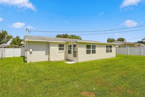 Casa en venta en Saint Petersburg, Florida, 2 dormitorios, 119.94 m2 № 2388248 - foto 26