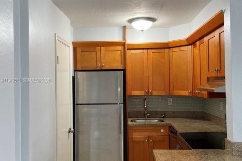 Copropriété à louer à Palmetto Bay, Floride: 2 chambres, 72.19 m2 № 1999208 - photo 14