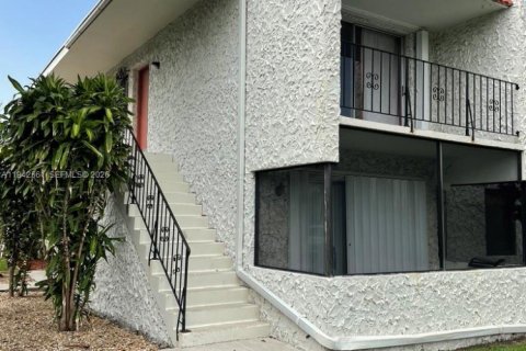 Condo à Palmetto Bay, Floride, 2 chambres  № 1999208