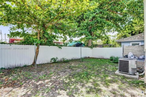 Casa en venta en Miami, Florida, 2 dormitorios, 78.97 m2 № 1992379 - foto 20