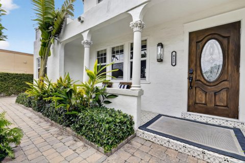 House in West Palm Beach, Florida 3 bedrooms, 152.64 sq.m. № 2184965 - photo 4