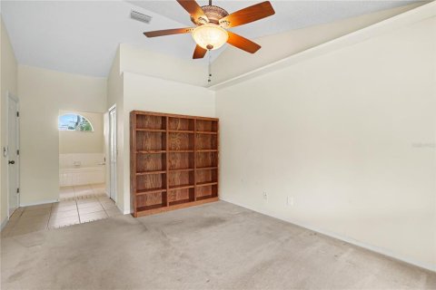 House in Plant City, Florida 4 bedrooms, 191.84 sq.m. № 2314846 - photo 13