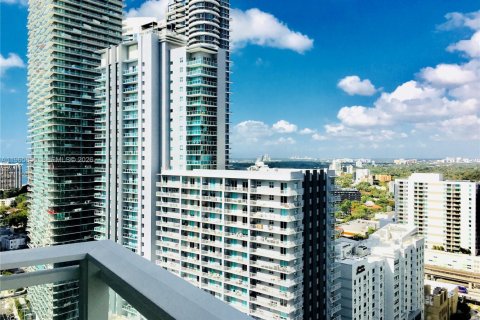 Condo in Miami, Florida, 1 bedroom  № 2081253 - photo 14