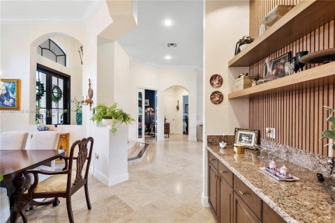 House in Davie, Florida 5 bedrooms, 346.15 sq.m. № 1750457 - photo 17