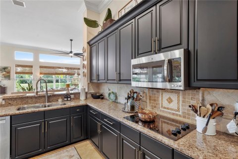 House in Davie, Florida 5 bedrooms, 346.15 sq.m. № 1750457 - photo 27