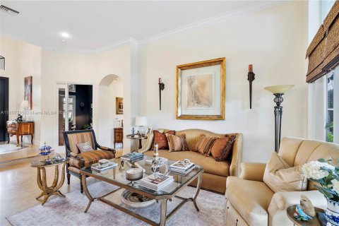 House in Davie, Florida 5 bedrooms, 346.15 sq.m. № 1750457 - photo 13
