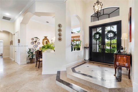House in Davie, Florida 5 bedrooms, 346.15 sq.m. № 1750457 - photo 9