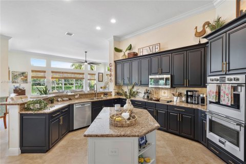 House in Davie, Florida 5 bedrooms, 346.15 sq.m. № 1750457 - photo 23
