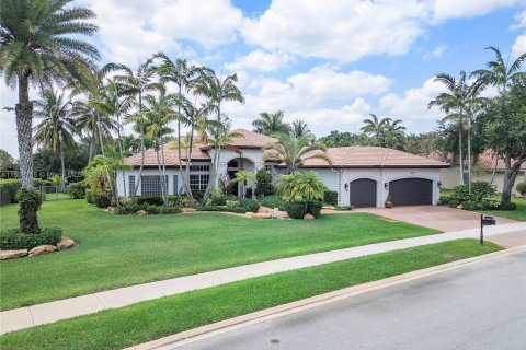 House in Davie, Florida 5 bedrooms, 346.15 sq.m. № 1750457 - photo 1