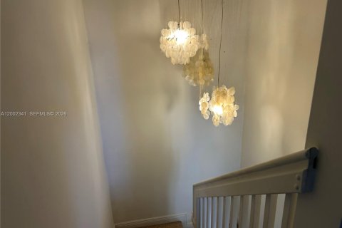 Снять в аренду таунхаус в Пемброк-Пайнс, Флорида 2 спальни, 102.19м2, № 2155004 - фото 10