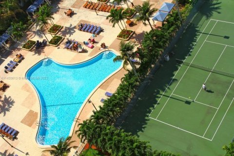 Copropriété à vendre à Sunny Isles Beach, Floride: 1 chambre, 93.37 m2 № 1938000 - photo 4