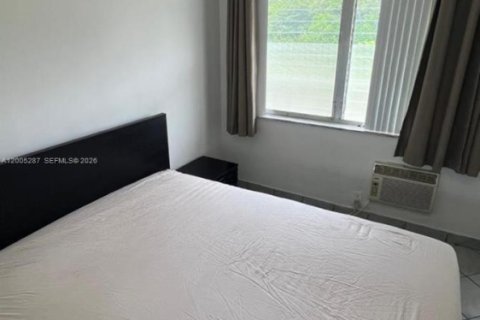 Copropriété à louer à Hallandale Beach, Floride: 1 chambre, 55.74 m2 № 2170605 - photo 5