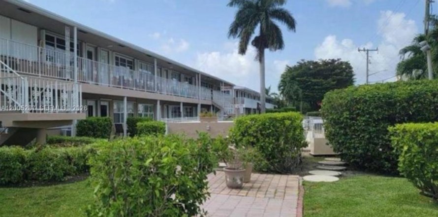 Condo à Hallandale Beach, Floride, 1 chambre  № 2170605