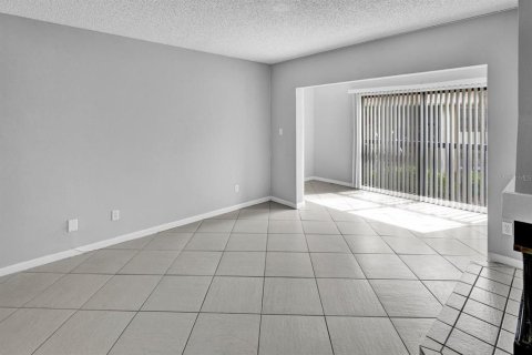 Copropriété à louer à Clearwater, Floride: 2 chambres, 102.56 m2 № 2388577 - photo 9