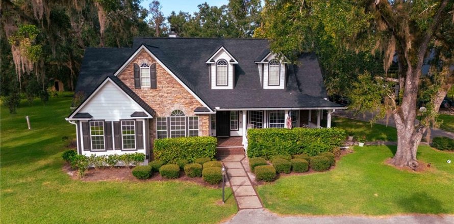 Villa ou maison à Cross City, Floride 5 chambres, 283.44 m2 № 1916457
