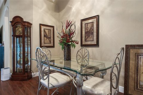 House in Riverview, Florida 4 bedrooms, 258.18 sq.m. № 1806639 - photo 9