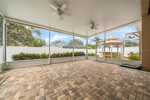 House in Riverview, Florida 4 bedrooms, 258.18 sq.m. № 1806639 - photo 30