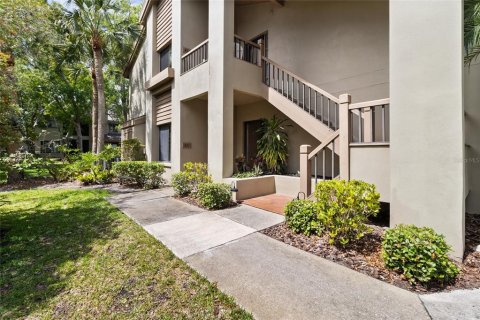 Condo in Palm Harbor, Florida, 3 bedrooms № 2201274 - photo 2