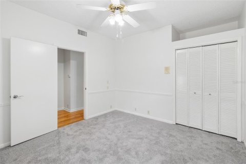 Condo in Palm Harbor, Florida, 3 bedrooms № 2201274 - photo 28