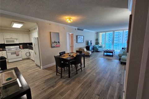 Copropriété à louer à Hollywood, Floride: 1 chambre, 77.57 m2 № 2029235 - photo 9