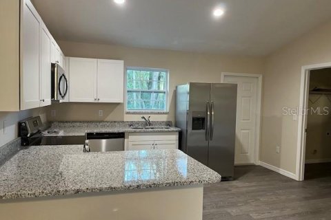 House in Summerfield, Florida 3 bedrooms, 104.52 sq.m. № 1724652 - photo 5