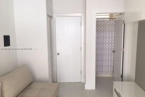 Condominio en venta en Sunny Isles Beach, Florida, 13.94 m2 № 1838715 - foto 4