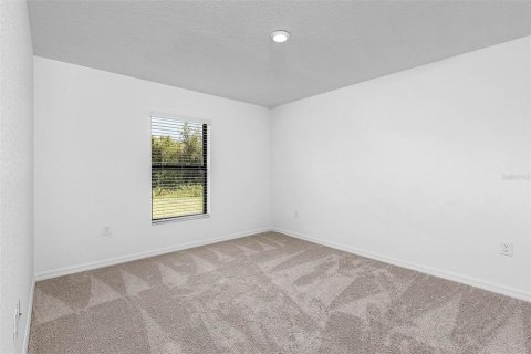 House in Port Charlotte, Florida 3 bedrooms, 117.99 sq.m. № 645946 - photo 11