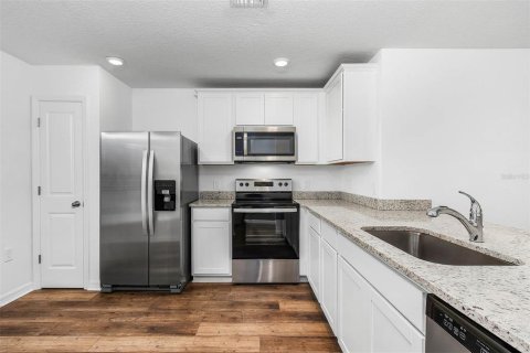 House in Port Charlotte, Florida 3 bedrooms, 117.99 sq.m. № 645946 - photo 6