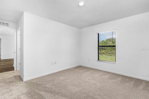 House in Port Charlotte, Florida 3 bedrooms, 117.99 sq.m. № 645946 - photo 12