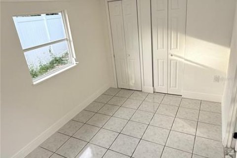 Apartment in New Port Richey, Florida 2 bedrooms, 115.94 sq.m. № 2207904 - photo 7