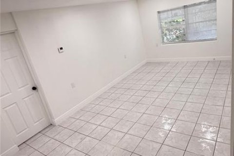 Apartment in New Port Richey, Florida 2 bedrooms, 115.94 sq.m. № 2207904 - photo 2
