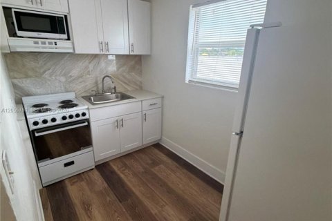 Appartement à louer à Miami, Floride: 1 chambre, 46.45 m2 № 2172238 - photo 2