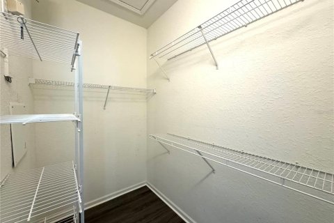 Copropriété à vendre à Orlando, Floride: 3 chambres, 130.81 m2 № 2323081 - photo 2