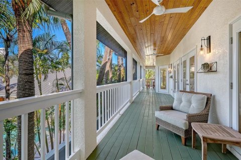 Casa en venta en Sarasota, Florida, 4 dormitorios, 431.53 m2 № 2131236 - foto 16