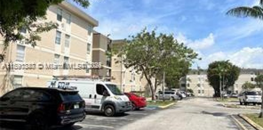 Appartement à Hialeah, Floride 2 chambres, 71.07 m2 № 1946888