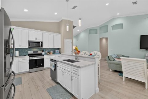 Villa ou maison à vendre à Oxford, Floride: 3 chambres, 183.2 m2 № 2210089 - photo 14