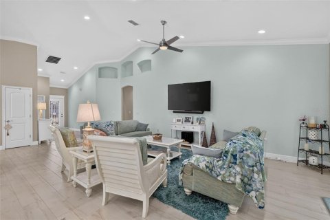 Villa ou maison à vendre à Oxford, Floride: 3 chambres, 183.2 m2 № 2210089 - photo 9